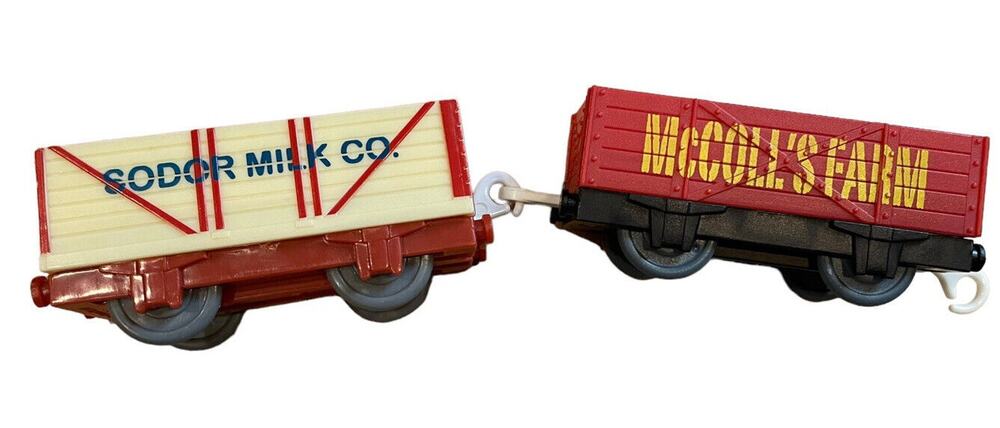 Thomas and Friends Trackmaster Sodor Milk Dairy & McColl’s Farm Car